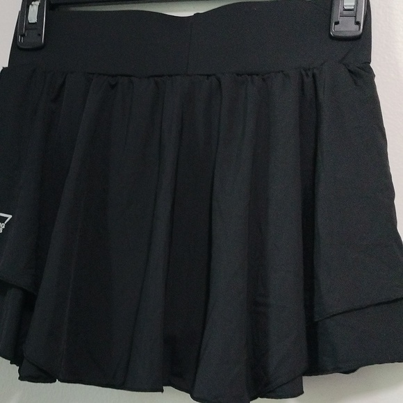 Running Sport double layer skort size S - Picture 3 of 16